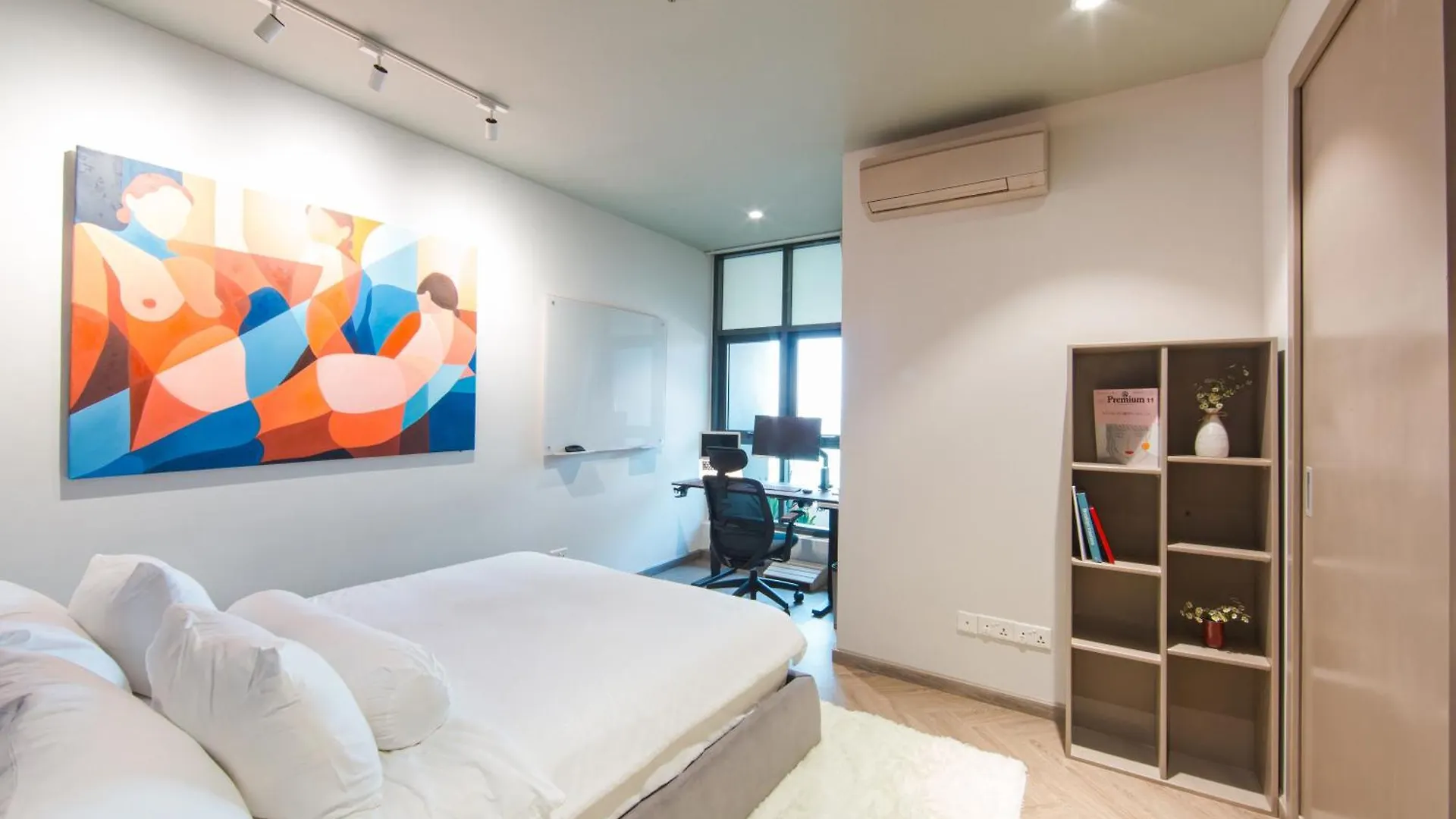 Lux Executive Residence At City Garden By Circadian Ho Chi Minh City