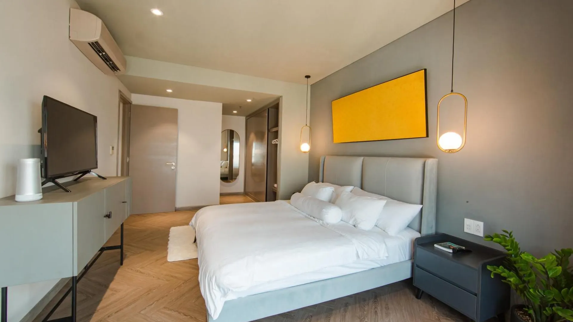 Lux Executive Residence At City Garden By Circadian Ho Chi Minh City 0*,  Vietnam